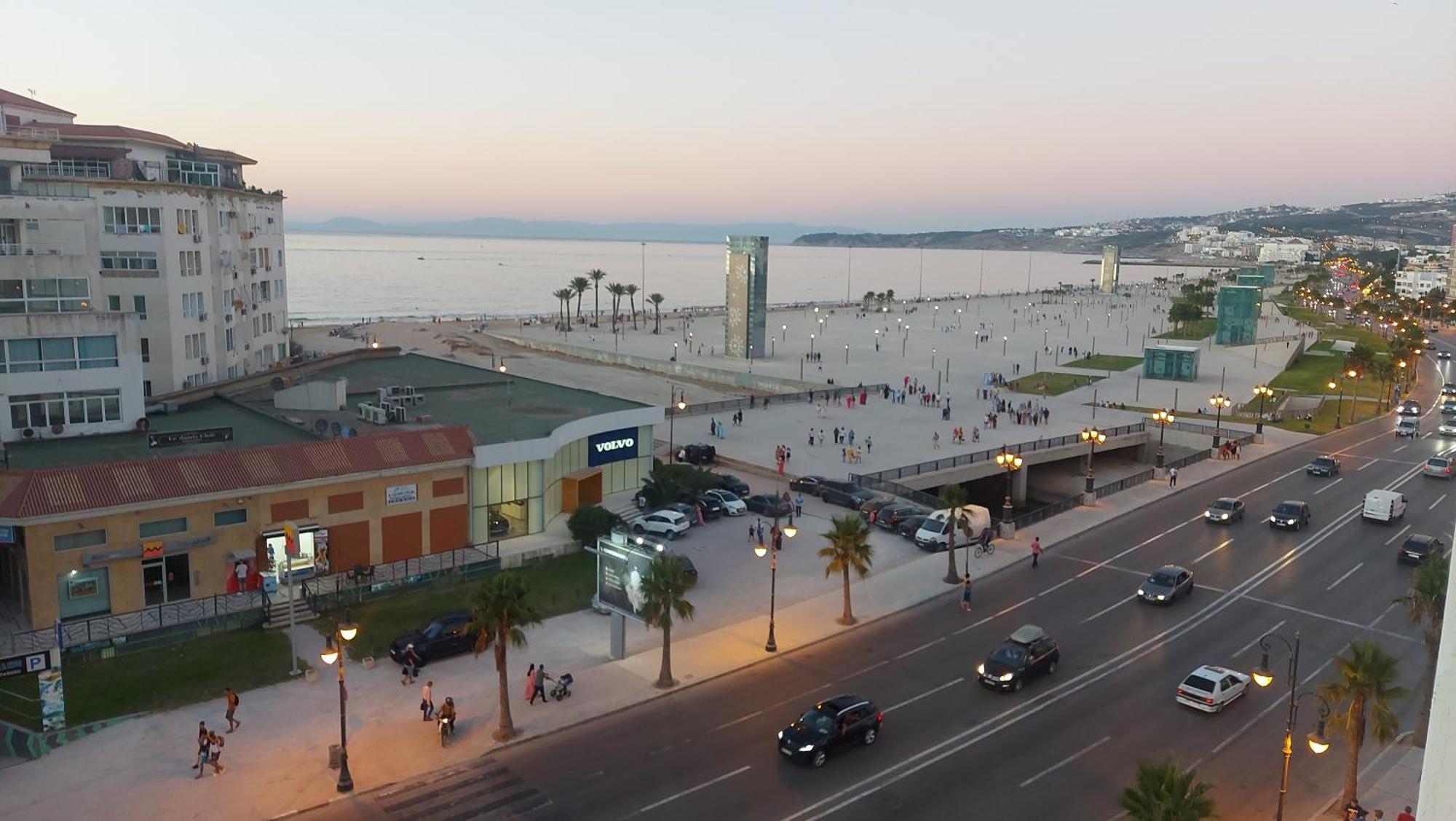 Oceanview Apartment With Stunning City View Tangier Exterior photo